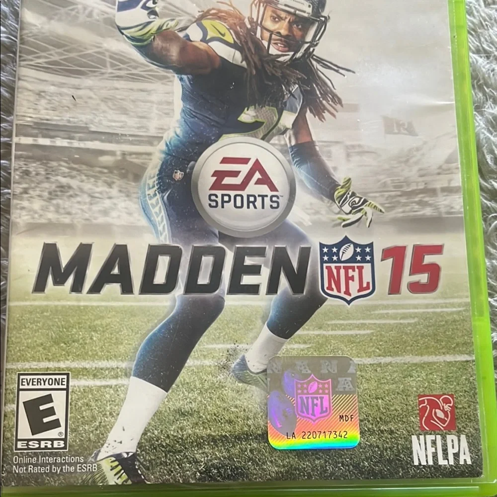 Madden NFL 15 Football X-Box 360 Video Game - Green Case EUC